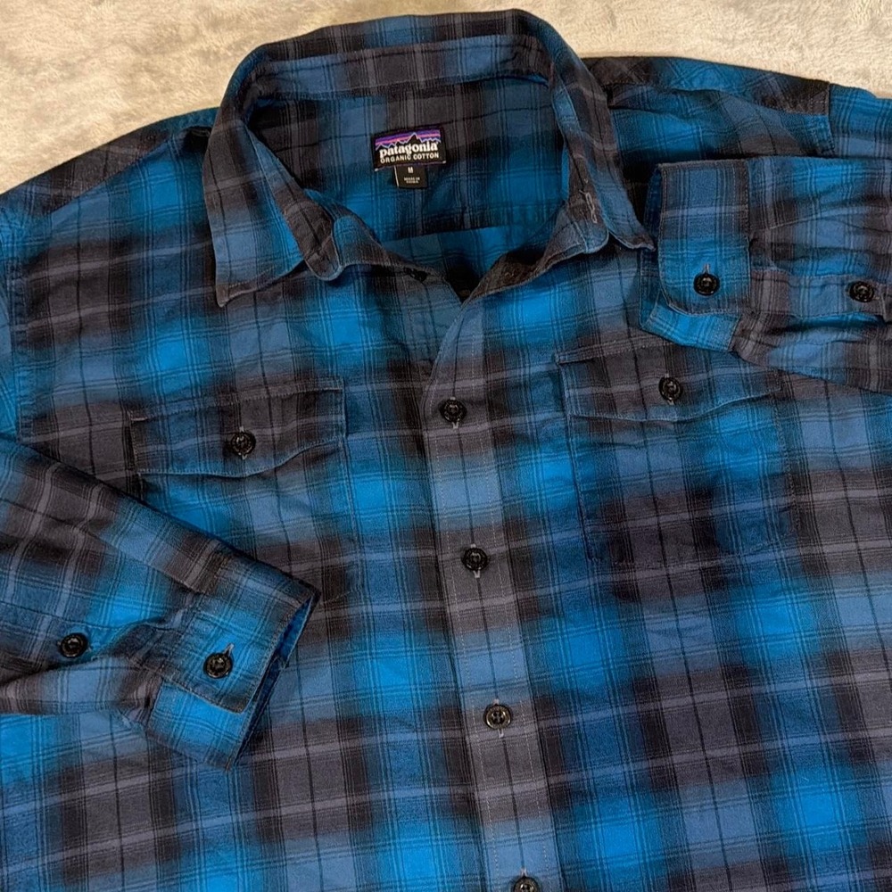 Vintage Patagonia Organic Cotton Flannel Shirt | Blue/Black Plaid | Medium